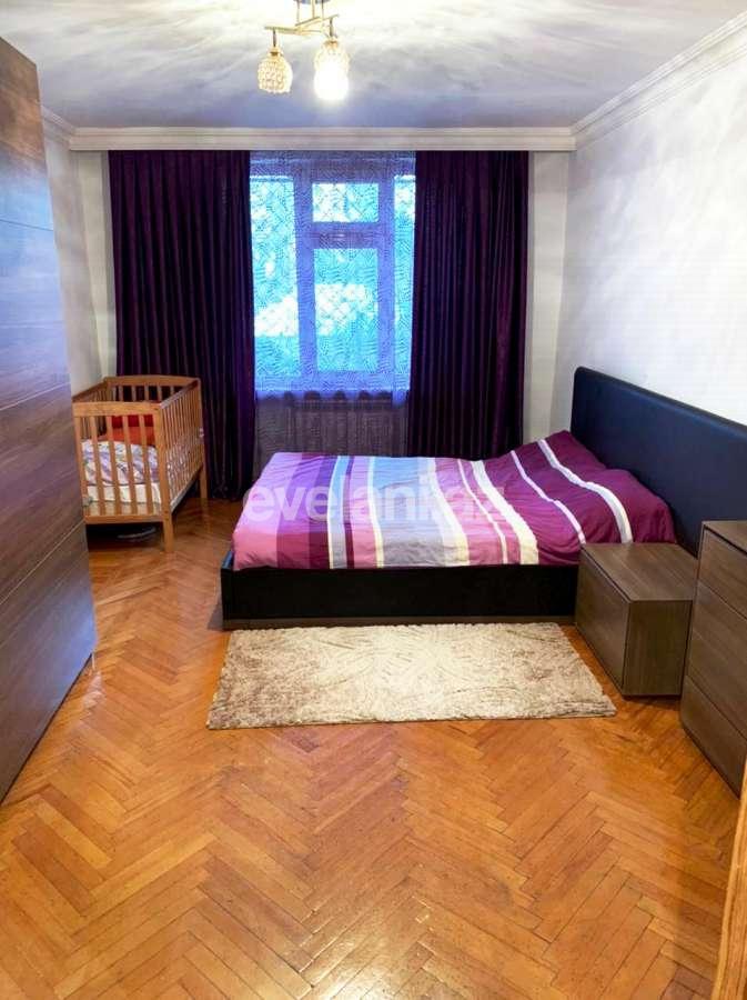 Kirayə verilir, köhnə tikili, 3 otaqlı, 75 m², Bakı, Yasamal r, Elmlər Akademiyası m.