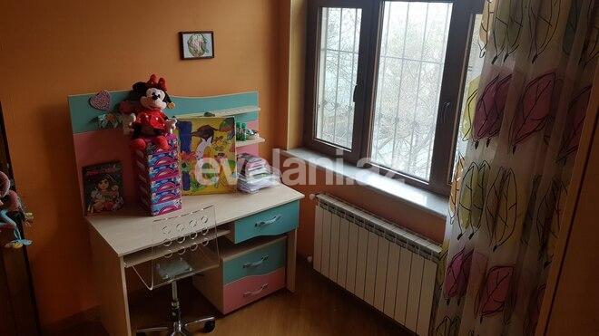 Rent, old building, 4 room, 100 m², Baku, Nasimi r, 28 may m.