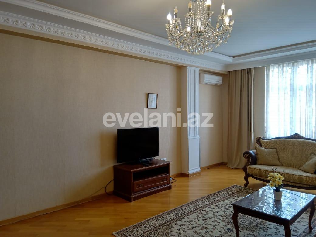 Rent, new building, 4 room, 178 m², Baku, Yasamal r.