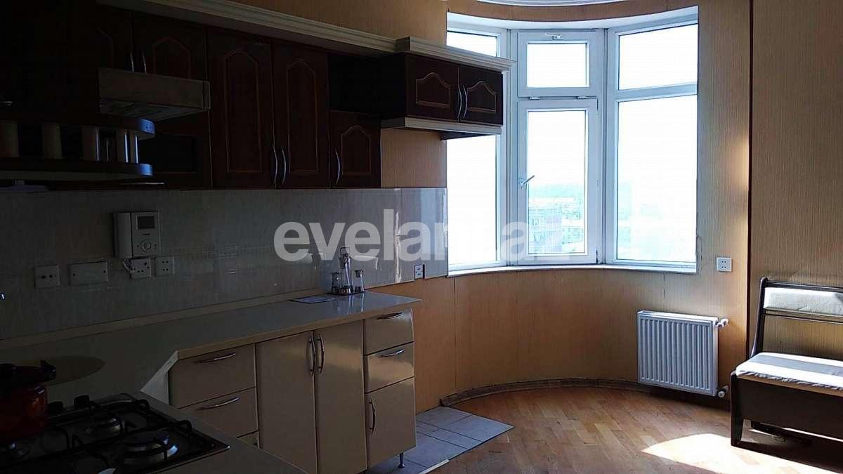 Kirayə verilir, yeni tikili, 3 otaqlı, 152 m², Bakı, Yasamal r, Yasamal q, Elmlər Akademiyası m.
