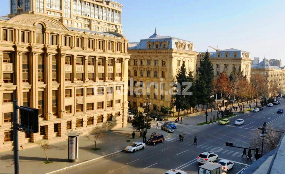 Продаётся, новостройка, 4-комнаты, 197 m², Баку, Ясамальский r, Низами m.