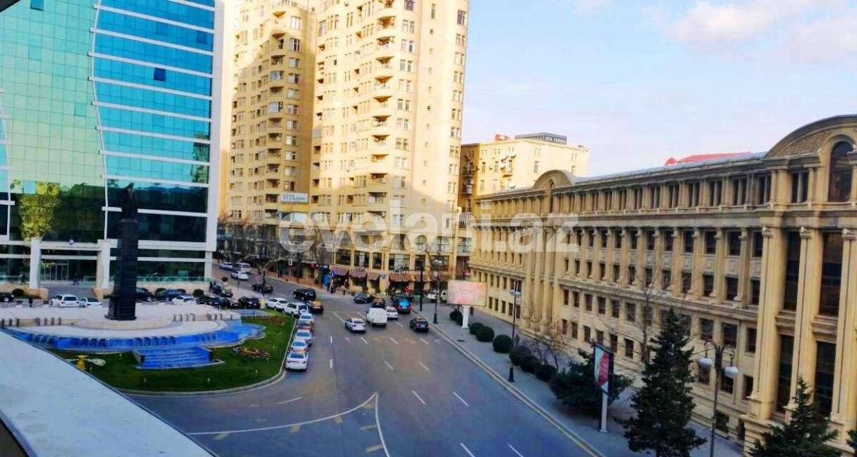 Продаётся, новостройка, 4-комнаты, 197 m², Баку, Ясамальский r, Низами m.