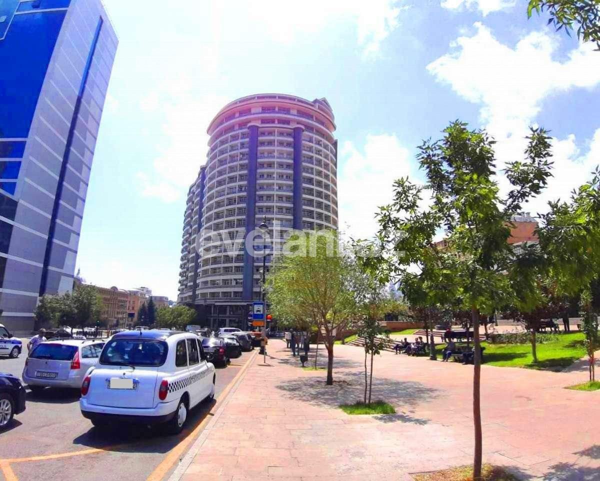 Продаётся, новостройка, 4-комнаты, 197 m², Баку, Ясамальский r, Низами m.