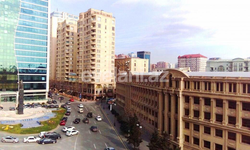 Продаётся, новостройка, 4-комнаты, 197 m², Баку, Ясамальский r, Низами m.