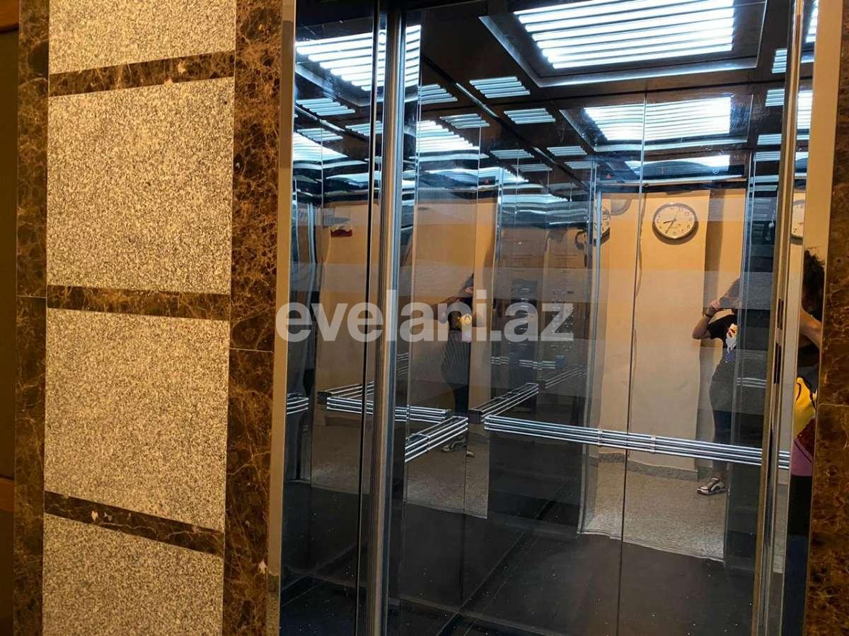 Satılır, yeni tikili, 4 otaqlı, 140 m², Bakı, Səbail r, Sahil m.