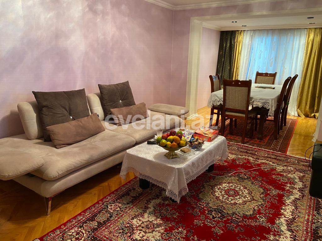 Продаётся, вторичка, 3-комнаты, 60 m², Баку, Ясамальский r, Иншаатчылар m.