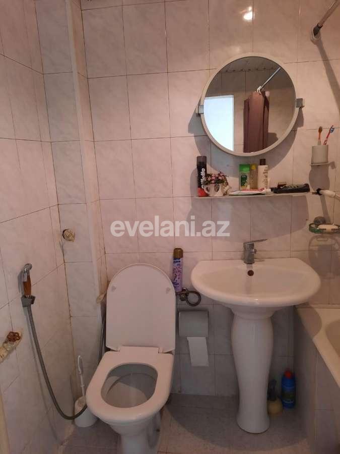 Sale, old building, 3 room, 64 m², Baku, Yasamal r.