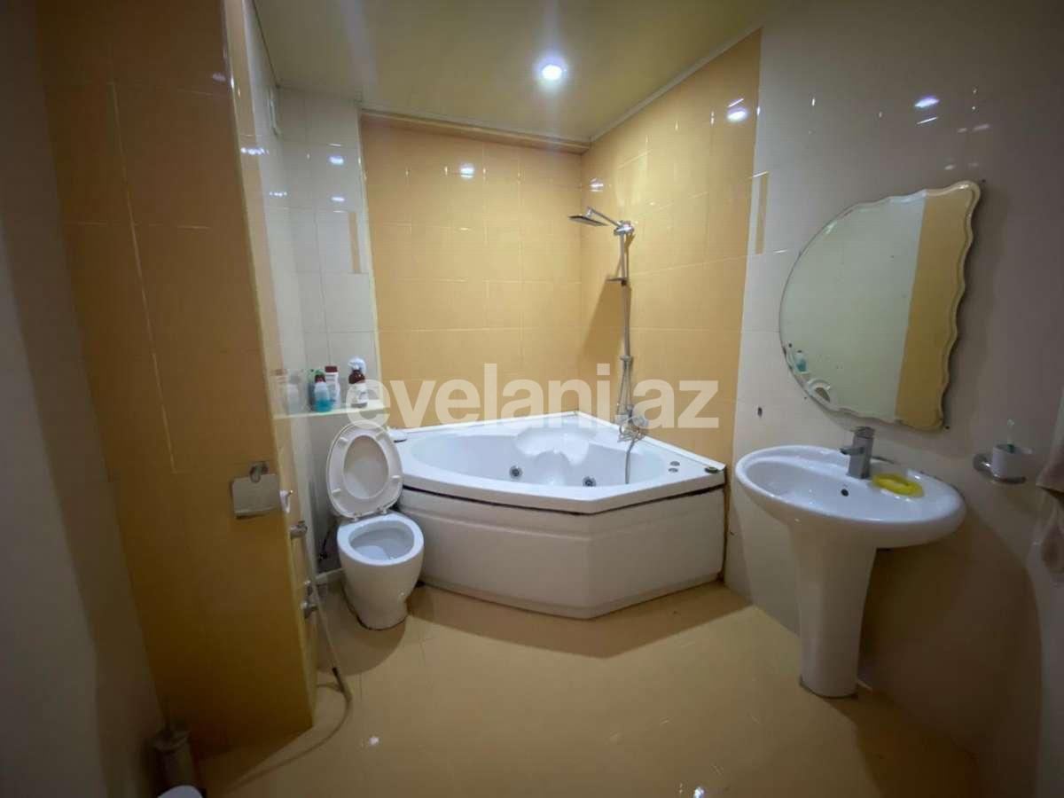 Satılır, yeni tikili, 4 otaqlı, 180 m², Bakı, Binəqədi r, 8-ci mikrorayon q.