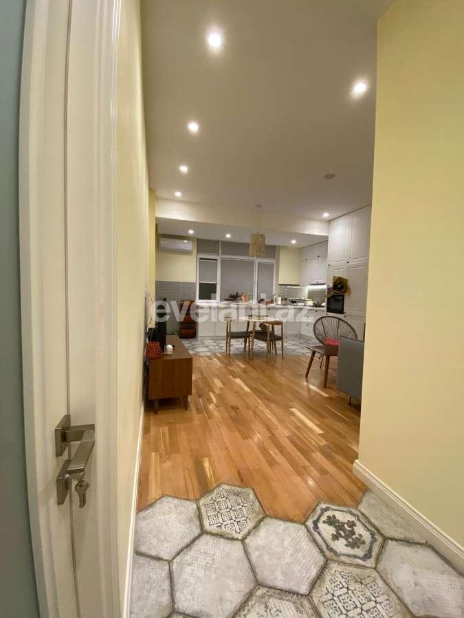 Satılır, yeni tikili, 2 otaqlı, 70 m², Bakı, Nərimanov r, Nəriman Nərimanov m.