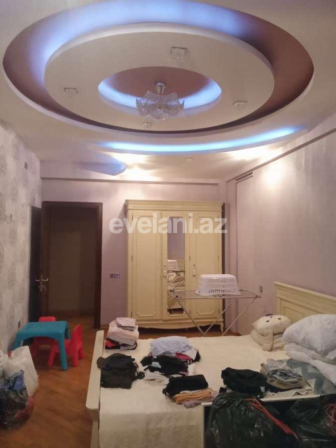 Satılır, yeni tikili, 3 otaqlı, 130 m², Bakı, Binəqədi r, 7-ci mikrorayon q, Azadlıq prospekti m.
