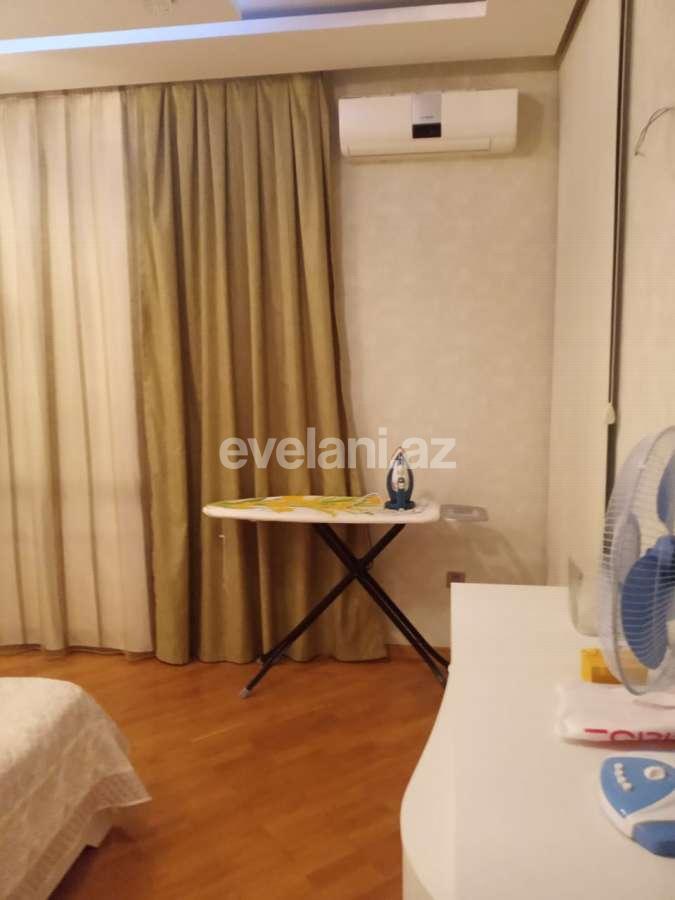Satılır, yeni tikili, 3 otaqlı, 130 m², Bakı, Binəqədi r, 7-ci mikrorayon q, Azadlıq prospekti m.