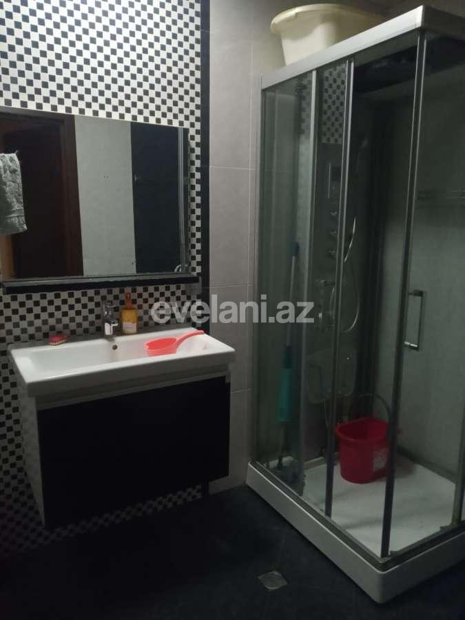 Satılır, yeni tikili, 3 otaqlı, 130 m², Bakı, Binəqədi r, 7-ci mikrorayon q, Azadlıq prospekti m.