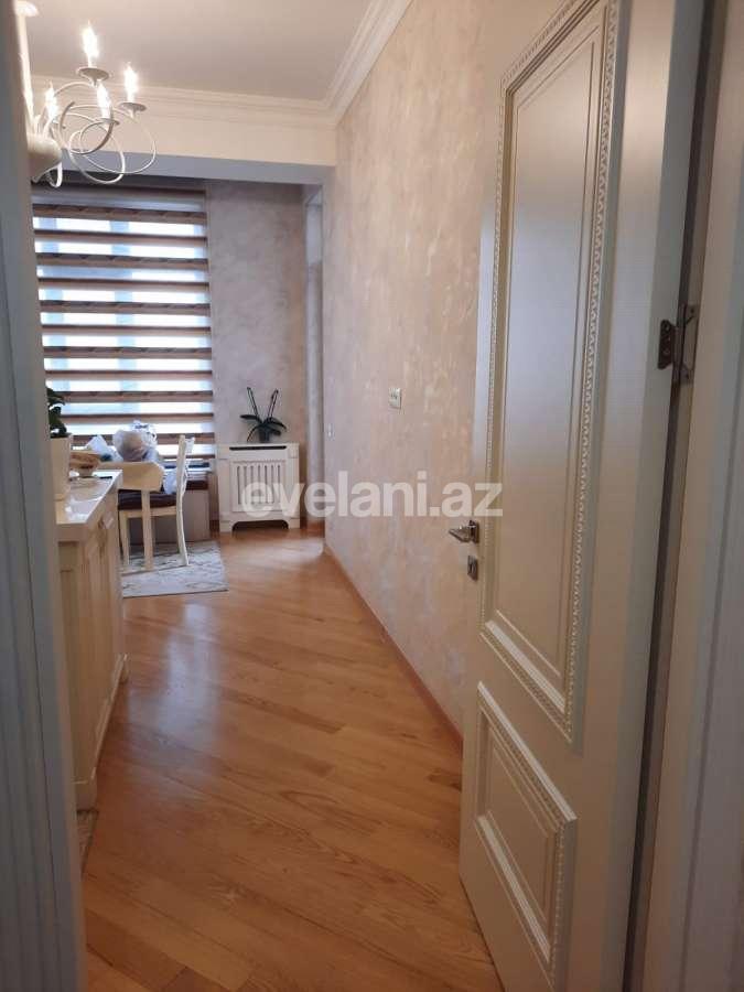 Satılır, yeni tikili, 3 otaqlı, 128 m², Bakı, Binəqədi r, 8-ci mikrorayon q, Azadlıq prospekti m.