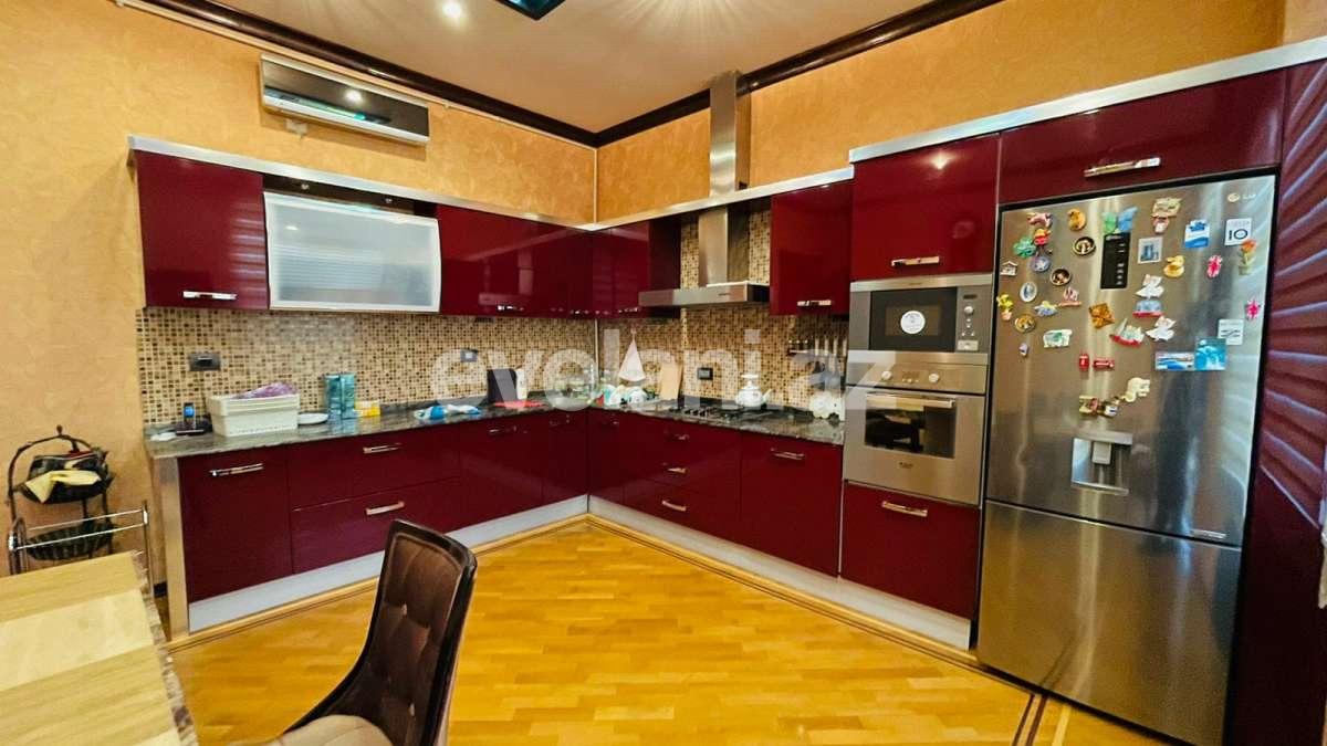 Kirayə verilir, yeni tikili, 5 otaqlı, 250 m², Bakı, Səbail r, İçəri Şəhər m.