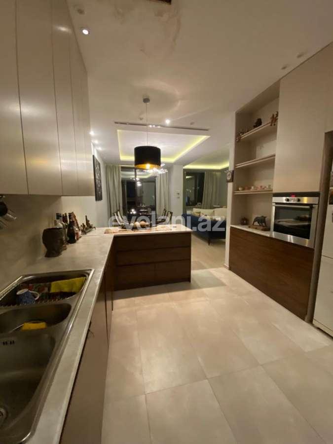 Satılır, yeni tikili, 3 otaqlı, 175 m², İçəri Şəhər m.