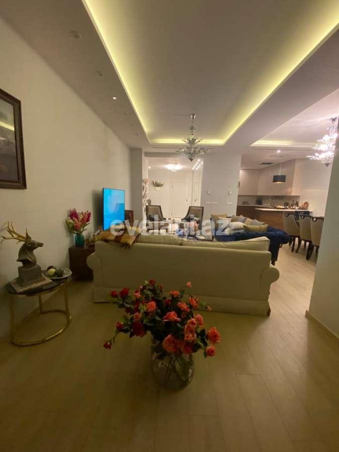 Satılır, yeni tikili, 3 otaqlı, 175 m², İçəri Şəhər m.