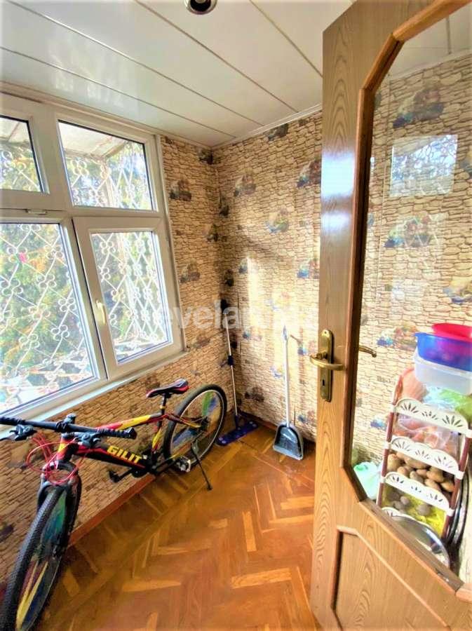 Satılır, köhnə tikili, 3 otaqlı, 65 m², Bakı, Nizami r, Neftçilər m.