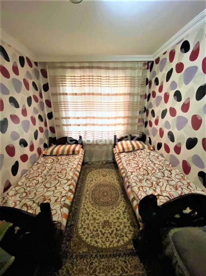 Satılır, köhnə tikili, 3 otaqlı, 65 m², Bakı, Nizami r, Neftçilər m.