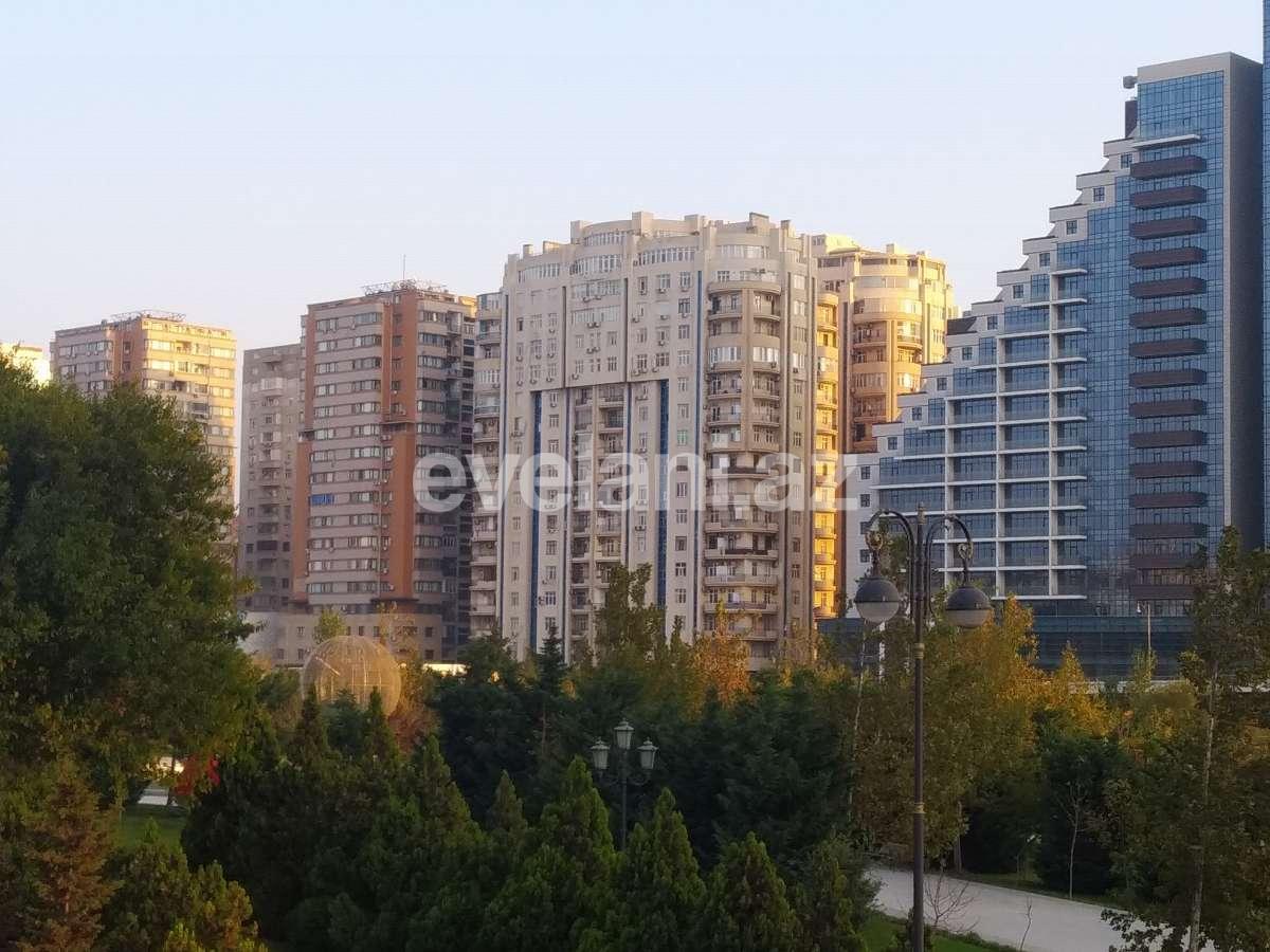 Satılır, yeni tikili, 2 otaqlı, 109 m², Bakı, Xətai r, Şah İsmayıl Xətai m.