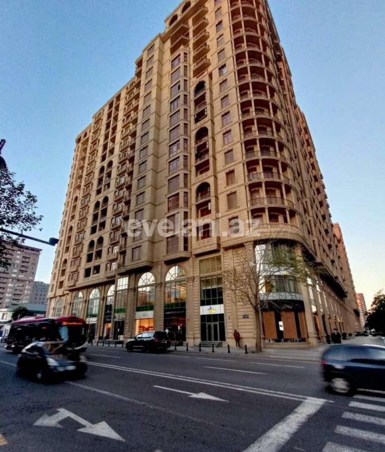 Satılır, yeni tikili, 3 otaqlı, 137 m², Bakı, Səbail r.