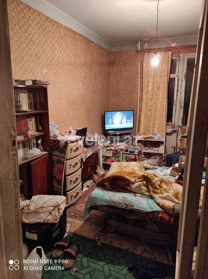Satılır, köhnə tikili, 4 otaqlı, 100 m², Bakı, Sabunçu r, Bakıxanov q.