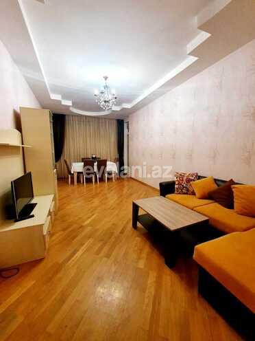 Kirayə verilir, yeni tikili, 4 otaqlı, 160 m², Bakı, Nəsimi r.