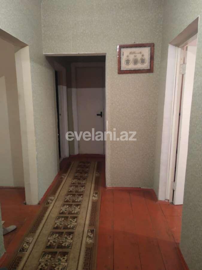 Satılır, köhnə tikili, 3 otaqlı, 72 m², Bakı, Nizami r, Xalqlar Dostluğu m.