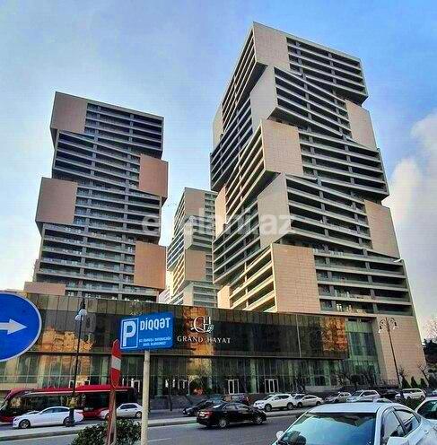 Satılır, yeni tikili, 3 otaqlı, 144 m², Bakı, Yasamal r, 8 Noyabr m.