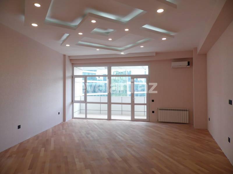 Kirayə verilir, ofis, 4 otaqlı, 200 m², Bakı, Yasamal r, Nizami m.