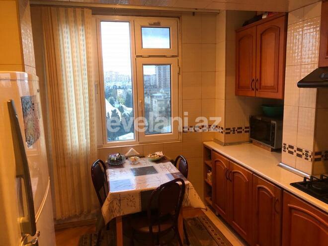 Продаётся, вторичка, 5-комнаты, 122 m², Баку, Бинагадинский r, Азадлыг проспекти m.