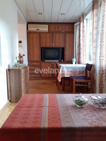 Satılır, köhnə tikili, 3 otaqlı, 65 m², Bakı, Səbail r, İçəri Şəhər m.