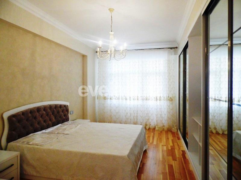 Kirayə verilir, yeni tikili, 3 otaqlı, 160 m², Bakı, Səbail r, Badamdar q.
