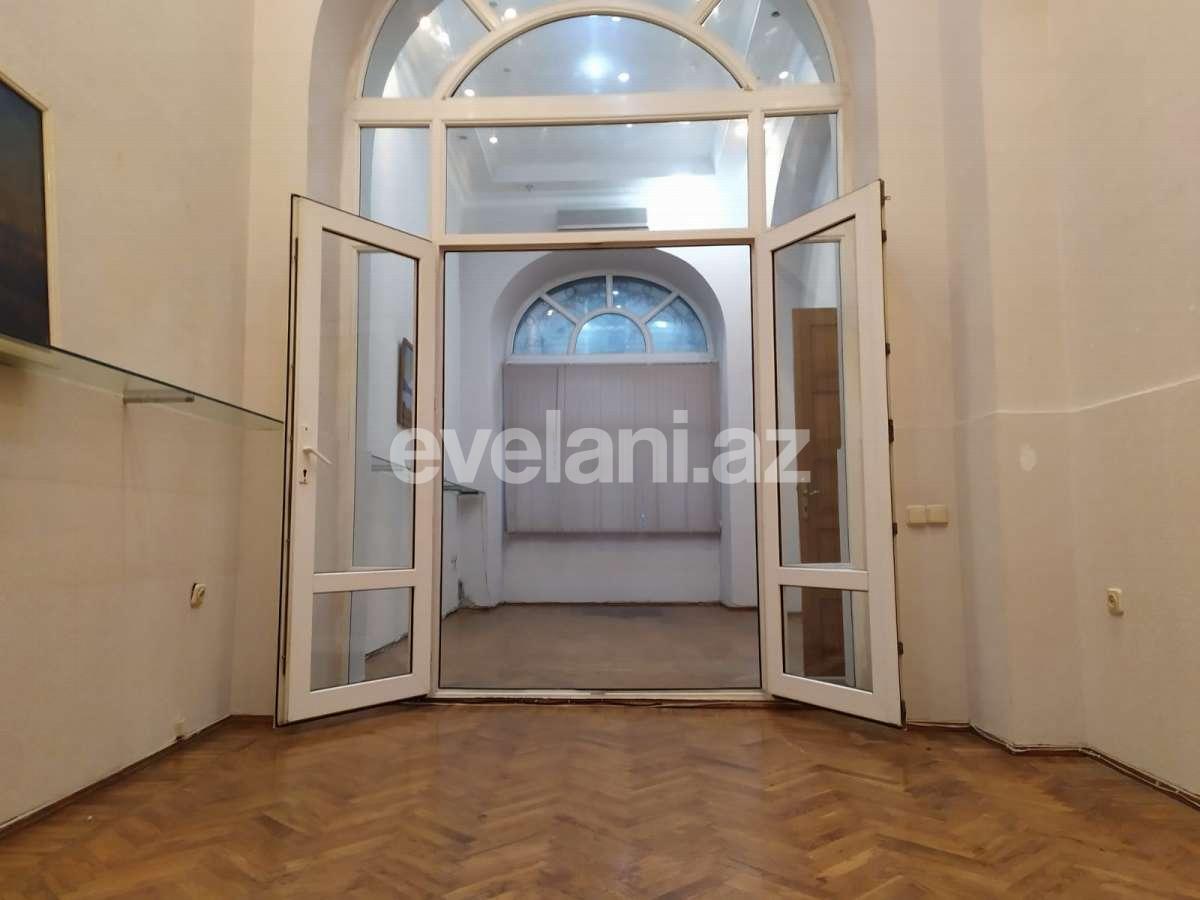 Kirayə verilir, obyekt, 100 m², Bakı, Səbail r.