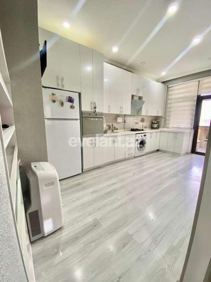 Satılır, yeni tikili, 3 otaqlı, 114 m², Bakı, Nəsimi r, 4-cü mikrorayon q, Memar Əcəmi m.