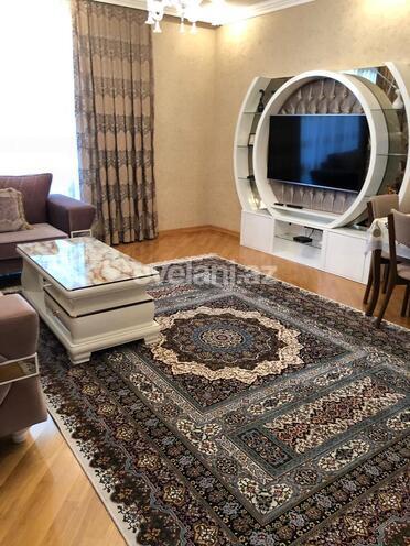 Сдаётся, новостройка, 3-комнаты, 120 m², Баку, Сабаильский r.