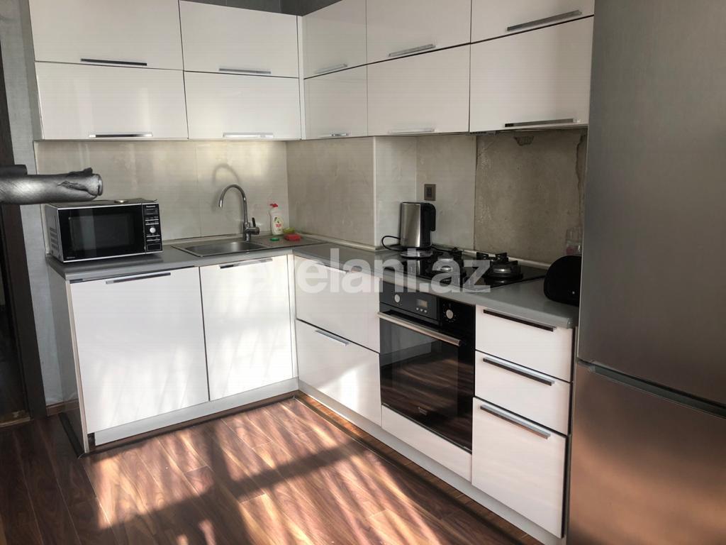 Satılır, köhnə tikili, 2 otaqlı, 60 m², Bakı, Xətai r.