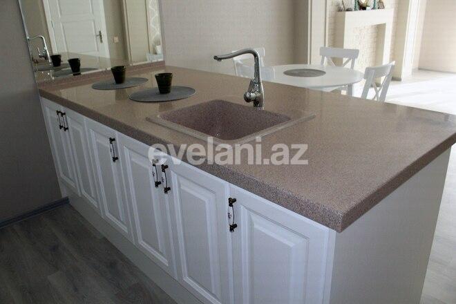 Kirayə verilir, yeni tikili, 3 otaqlı, 120 m², Bakı, Nəsimi r, 8 Noyabr m.