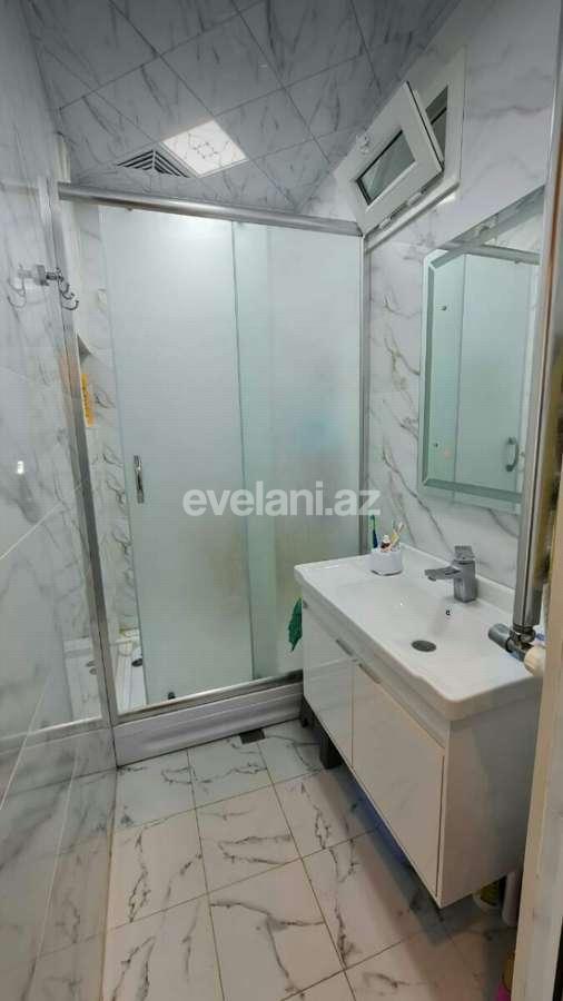 Sale, old building, 4 room, 115 m², Baku, Yasamal r, Yeni Yasamal d, Inshaatchilar m.