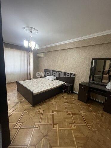 Rent, old building, 4 room, 105 m², Baku, Sabail r.