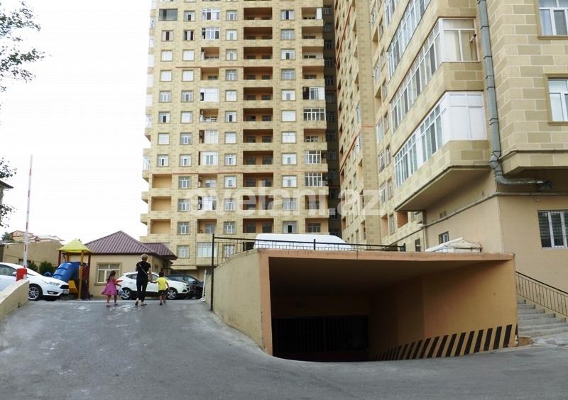Сдаётся, новостройка, 3-комнаты, 160 m², Баку, Сабаильский r, Бадамдар p, Ичери Шехер m.