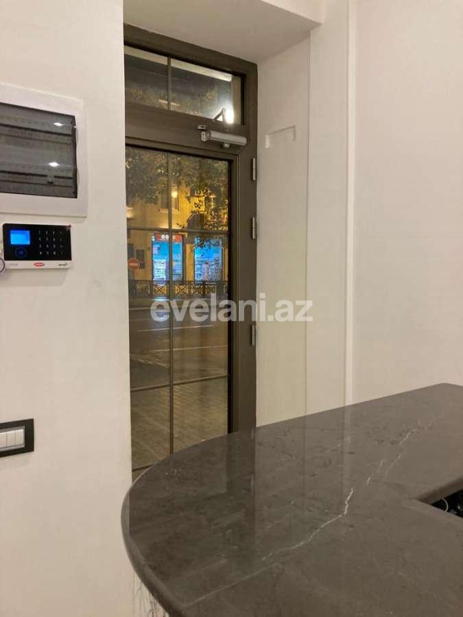 Kirayə verilir, obyekt, 90 m², Bakı, Səbail r, İçəri Şəhər m.