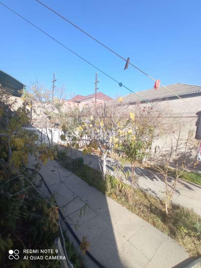 Satılır, həyət evi / bağ, 5 otaqlı, 180 m², Bakı, Binəqədi r, Binəqədi q, Azadlıq prospekti m.