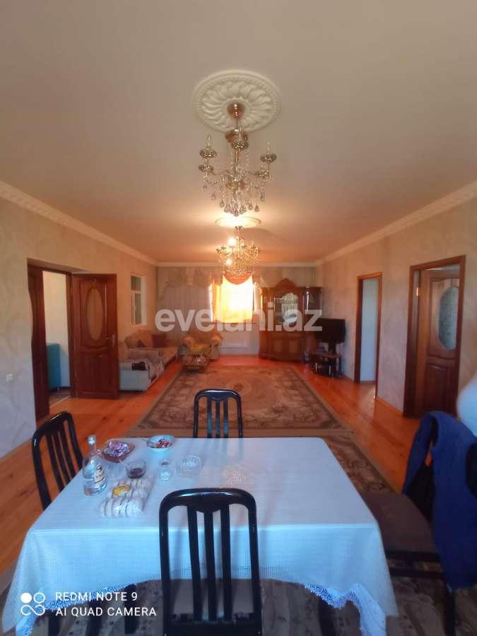 Satılır, həyət evi / bağ, 5 otaqlı, 180 m², Bakı, Binəqədi r, Binəqədi q, Azadlıq prospekti m.