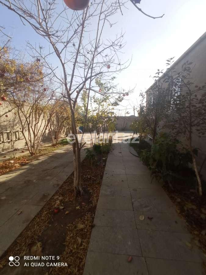 Satılır, həyət evi / bağ, 5 otaqlı, 180 m², Bakı, Binəqədi r, Binəqədi q, Azadlıq prospekti m.