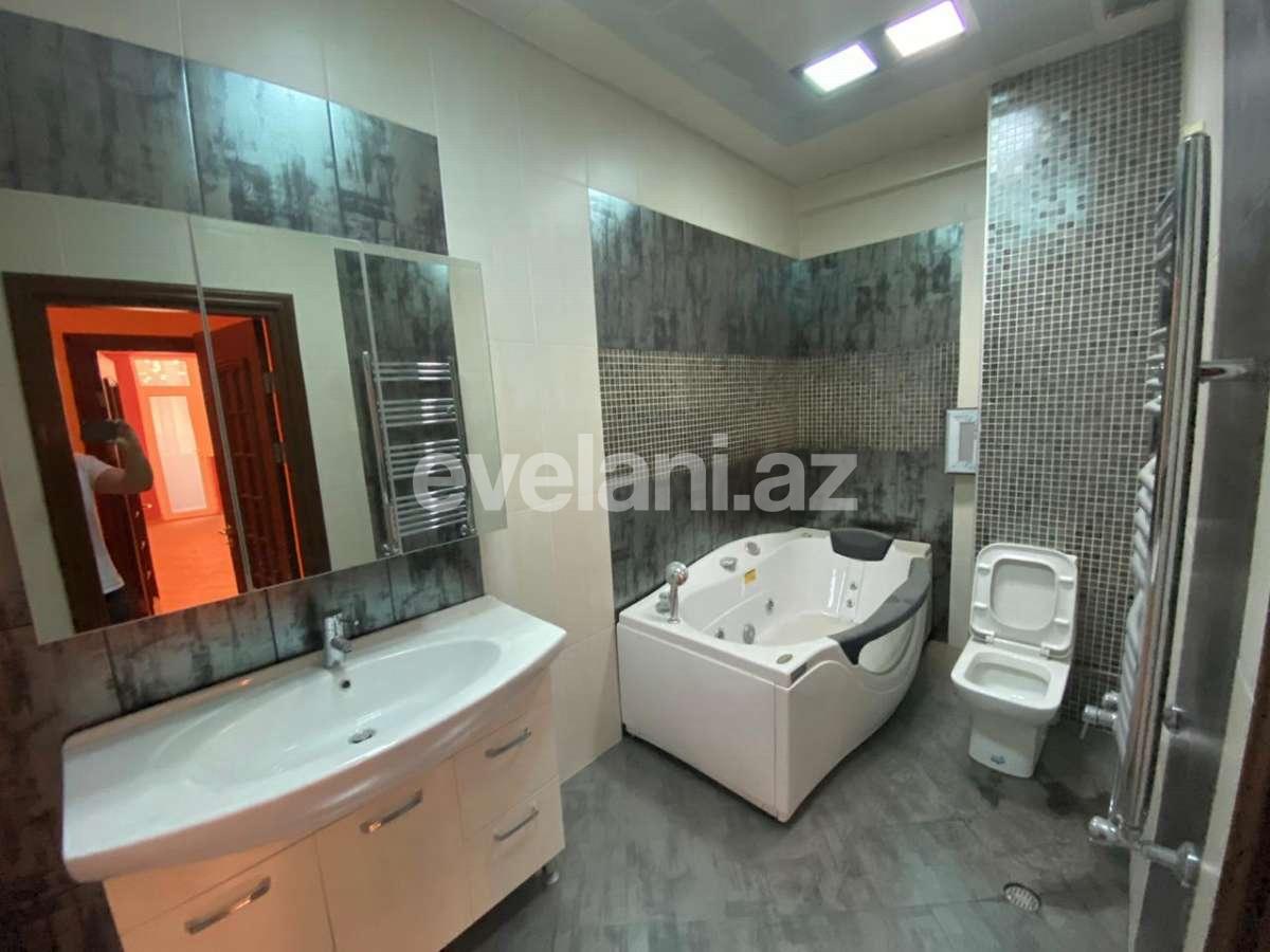 Satılır, yeni tikili, 3 otaqlı, 130 m², Bakı, Binəqədi r, 7-ci mikrorayon q, Azadlıq prospekti m.