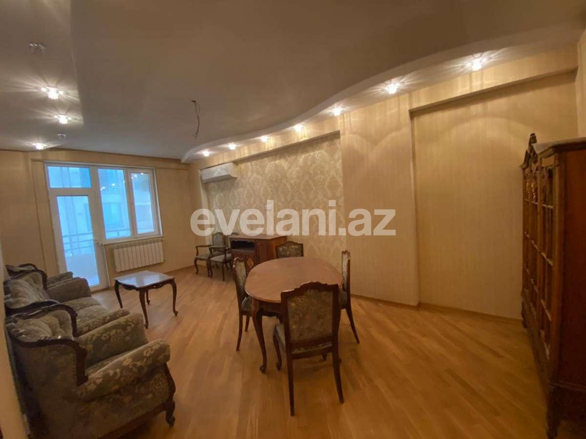 Satılır, yeni tikili, 3 otaqlı, 130 m², Bakı, Binəqədi r, 7-ci mikrorayon q, Azadlıq prospekti m.