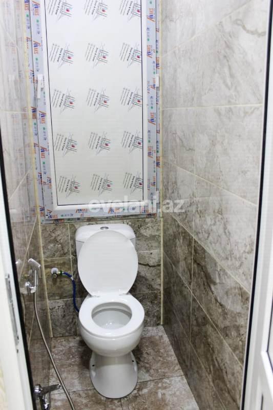 Satılır, köhnə tikili, 2 otaqlı, 50 m², Bakı, Nəsimi r, 2-ci mikrorayon q, Memar Əcəmi m.