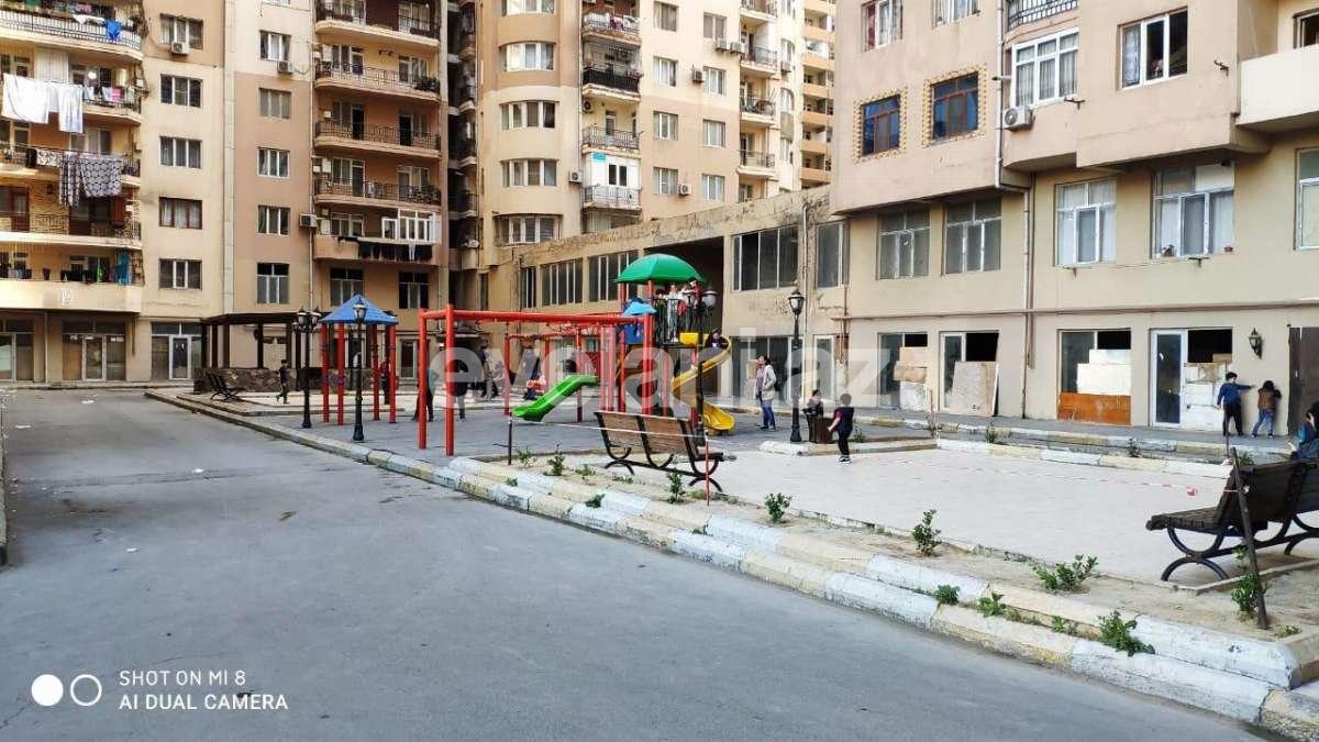 Satılır, yeni tikili, 3 otaqlı, 105 m², Bakı, Yasamal r, Yeni Yasamal q, İnşaatçılar m.