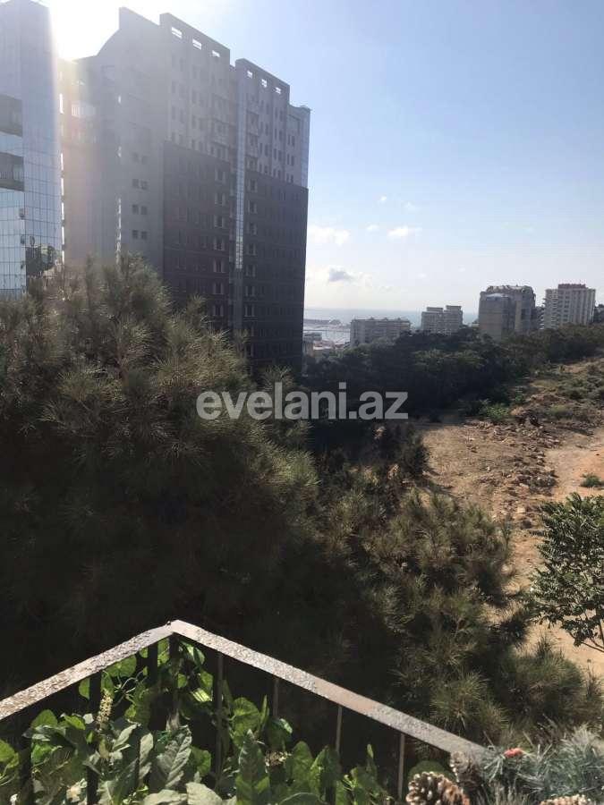 Продаётся, вторичка, 2-комнаты, 50 m², Баку, Ясамальский r, Ясамал p, Элмляр Академиясы m.