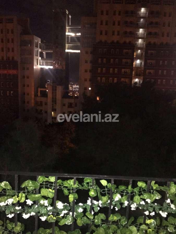 Продаётся, вторичка, 2-комнаты, 50 m², Баку, Ясамальский r, Ясамал p, Элмляр Академиясы m.